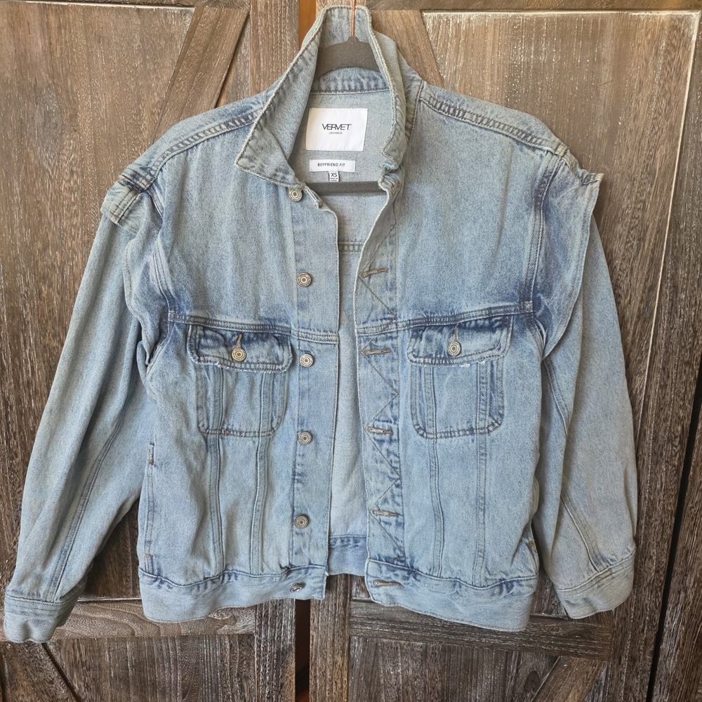 Vervet Jacket Women's Size XS Light Wash Denim Boyfriend Fit Oversized Casual